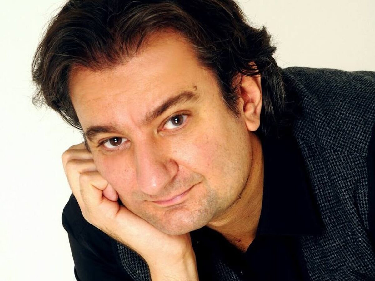 Talenti houslí a violy ve společnosti karlovarských symfoniků english 20. červenec 2026 09:55 VýhledPlus KlasikaPlus.cz       Festival Procházky uměním a Karlovarský symfonický orchestr představují v rámci společného projektu Masterclass 2026 výrazné talenty v oboru houslí a violy. Pod odborným vedením profesorů Maurizia Sciarretty (housle) a Jitky Hosprové (viola) se mladí hráči interpretačně zdokonalí a také vystoupí za doprovodu profesionálního hudebního tělesa. Akce se koná v rozmezí 25. a 31. července.