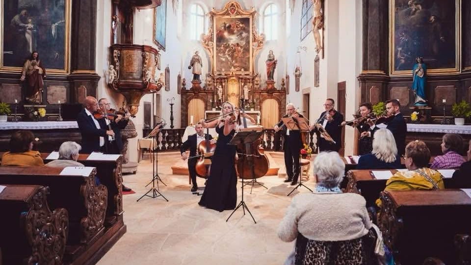 Kultura a volný čas  Procházky uměním pokračují. V Dolní Bělé zazní marimba, saxofon a viola, Manětín rozezní varhany